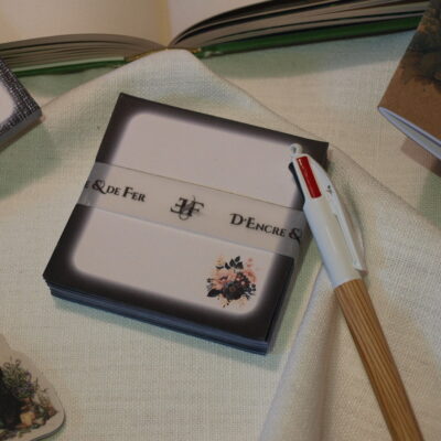 Bloc-Notes libre 9x9 - Pétales Noirs